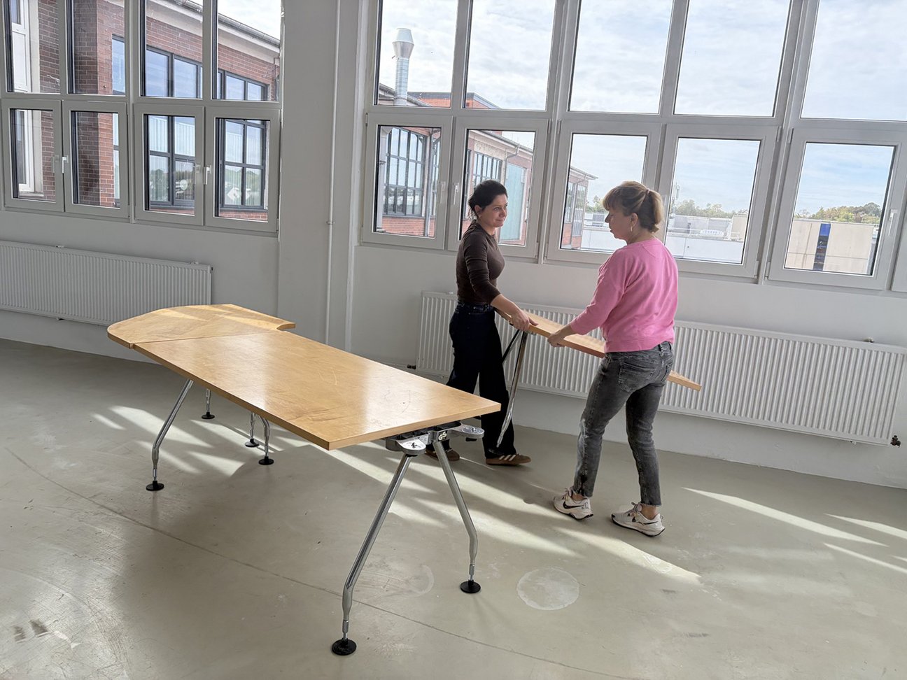 LSH in Ludwigsburg - Letzte Arbeiten im Second-Hand Bereich. LSH in Ludwigsburg - Letzte Arbeiten im Second-Hand Bereich.