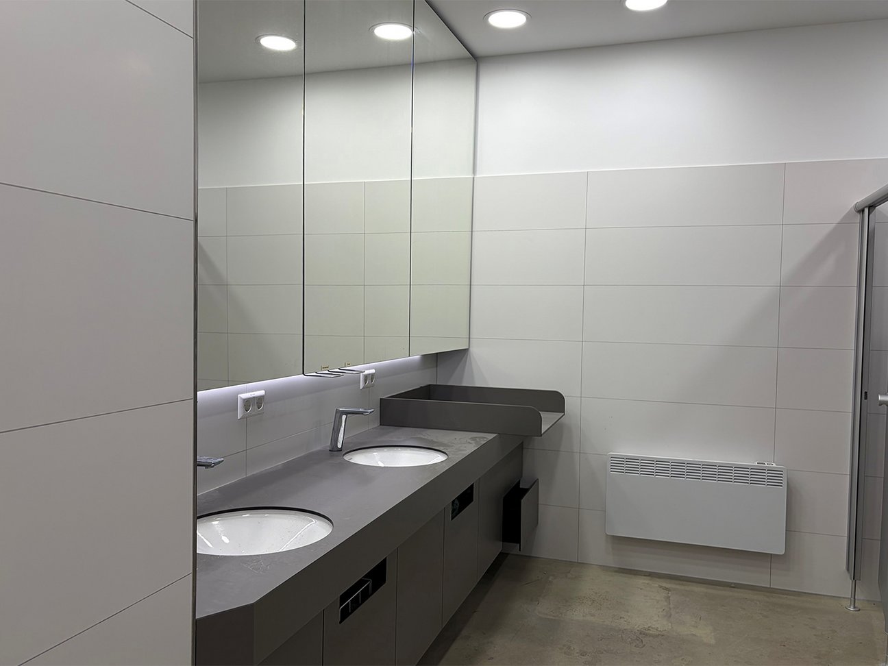 LSH 2 in Ludwigsburg - Self Storage Lagerhaus moderne Toiletten LSH 2 in Ludwigsburg - Self Storage Lagerhaus moderne Toiletten