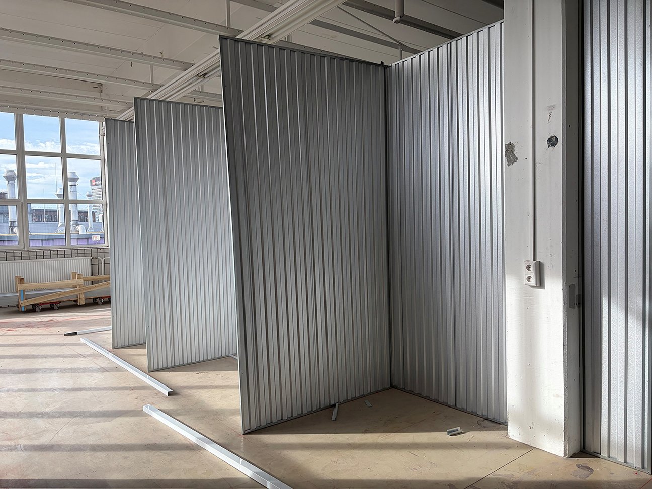 Self Storage in Ludwigsburg - Material Auslage und Aufbau.